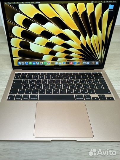 MacBook Air M1 8/256gb gold