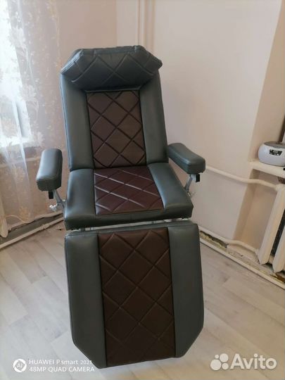 Кушетка косметологическая