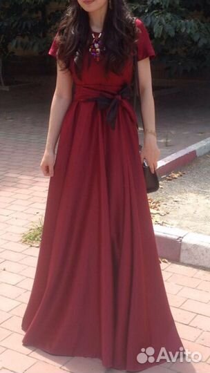 Платье вечернее