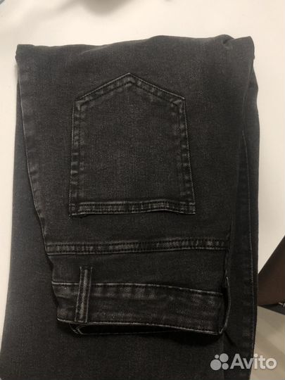 Джинсы широкие