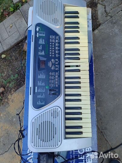 Синтезатор