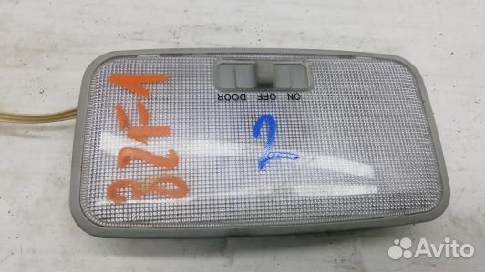 Фонарь освещения салона toyota FJ cruiser (82F01JC