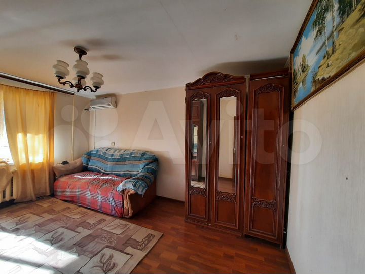 2-к. квартира, 52 м², 1/5 эт.