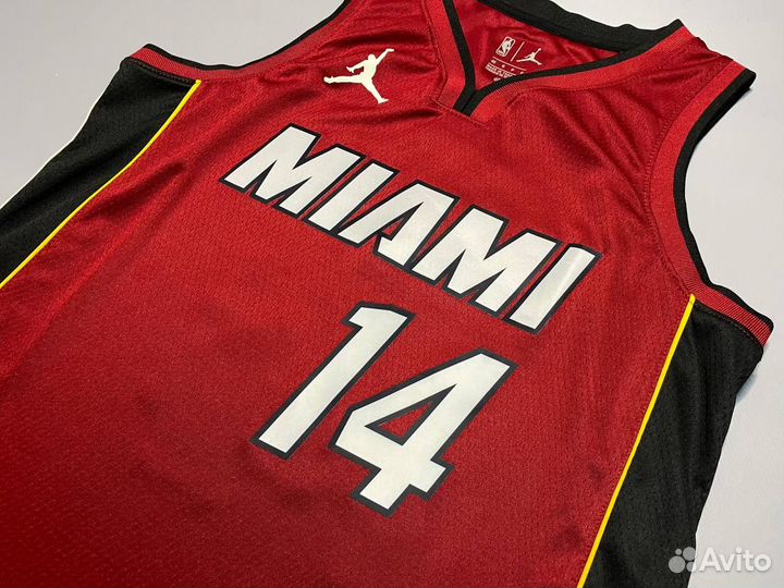 Баскетбольная джерси Тайлер Хирро