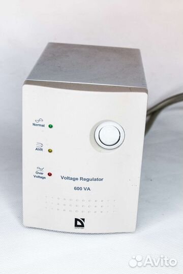 Стабилизатор напряжения