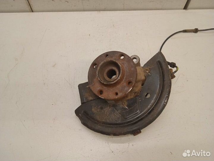 Кулак поворотный передний левый Renault Logan 2