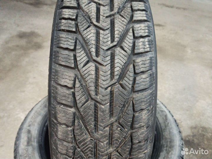 Kormoran Snow 215/55 R18 99V
