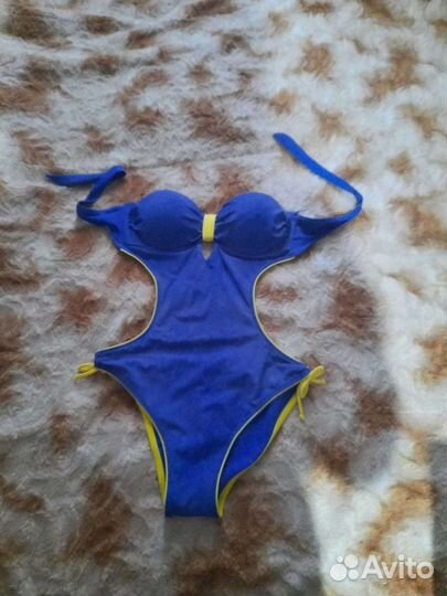 Купальники женские