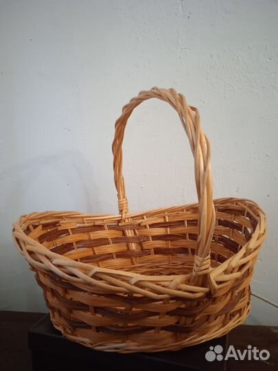 Корзинки плетеные