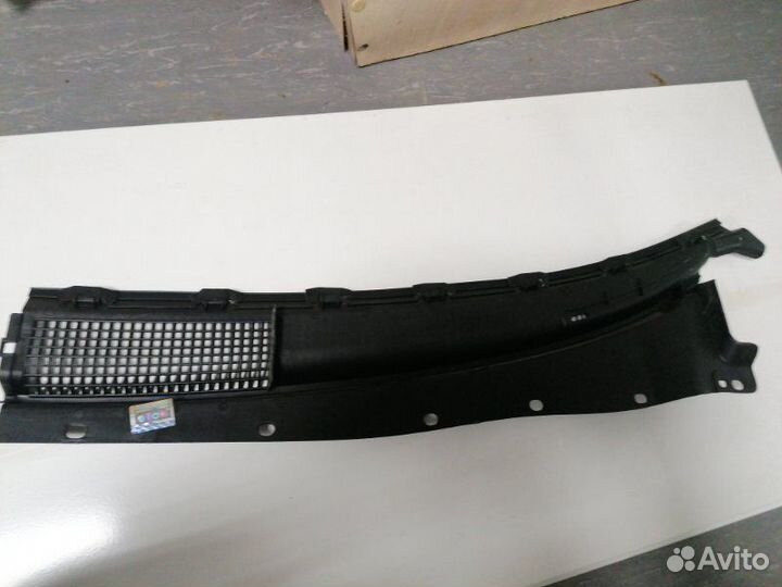 Решетка под лобовое стекло Hyundai Elantra