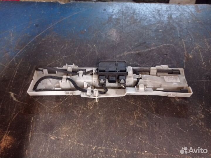 Volvo XC90 2015- XC60 датчик движения ног