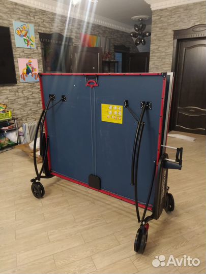 Теннисный стол