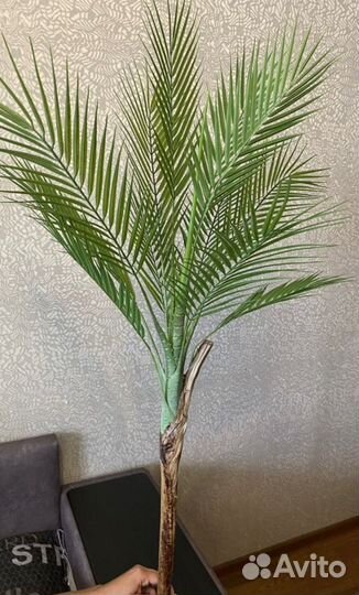 Пальма искусственная декоративная