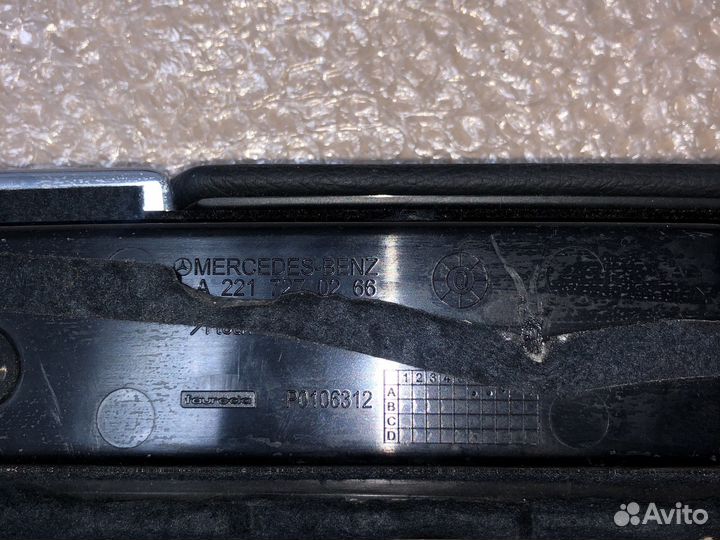 Подлокотник передний mercedes