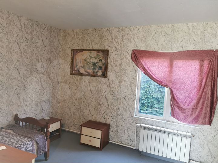 Дом 25 м² на участке 1 сот.