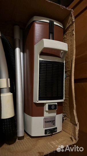 Пылесос Чайка 10М