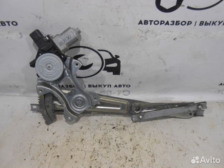 Передний правый стеклопод Mitsubishi Lancer 10