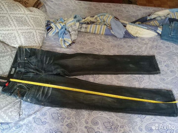 Джинсы