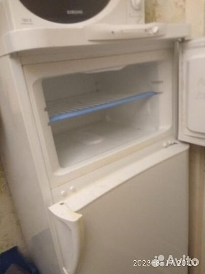 Продам холодильник бу