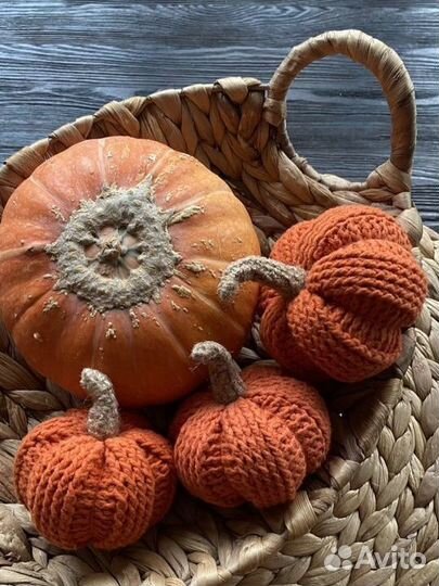 Вязаная тыква декор