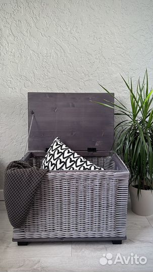 Сундук плетеный (из бумажной лозы)