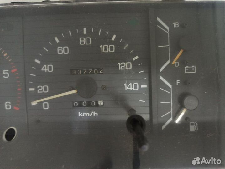 Панель приборов Toyota Hilux Surf LN60V 2L