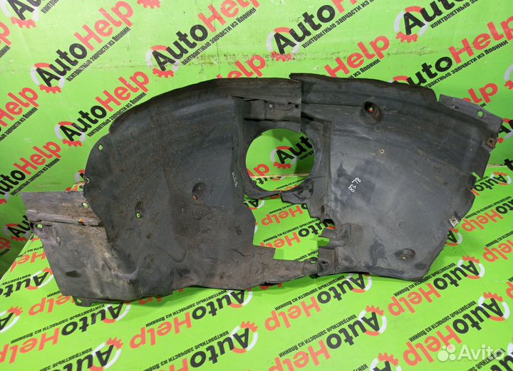 Подкрылок mercedes C-class W203 передний правый