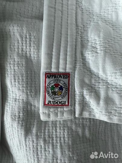 Кимоно для дзюдо adidas IJF Slim Fit Premium