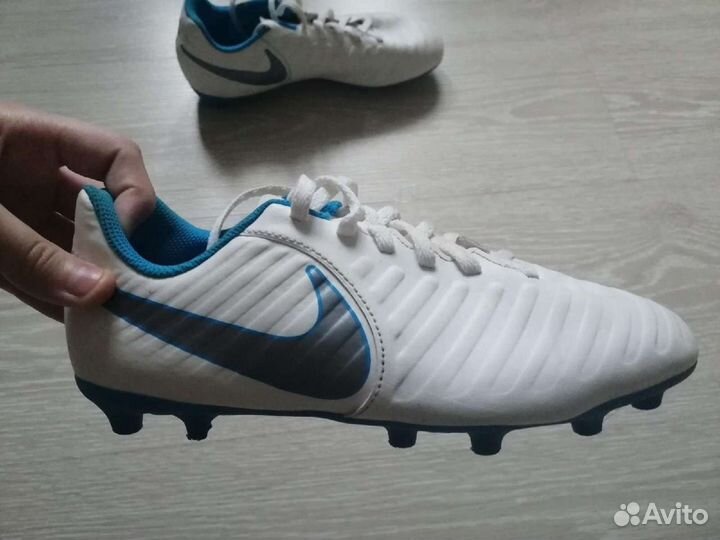 Футбольные бутсы, 38.5