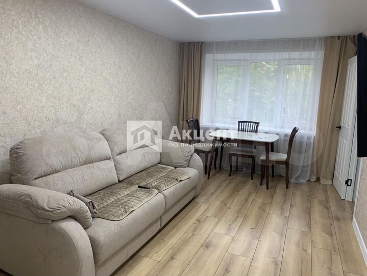 2-к. квартира, 45 м², 5/5 эт.