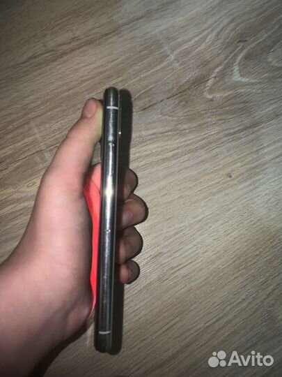 iPhone X, 64 ГБ