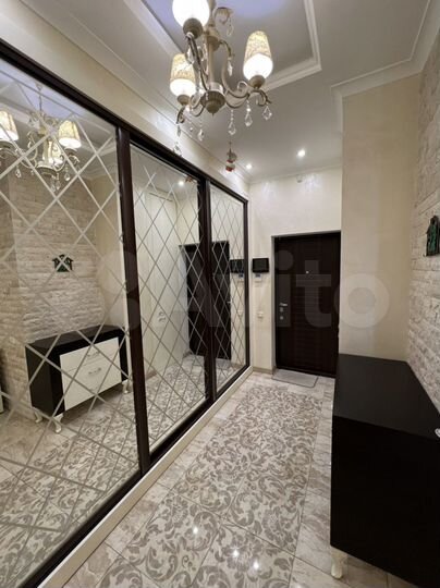 3-к. квартира, 90 м², 13/14 эт.