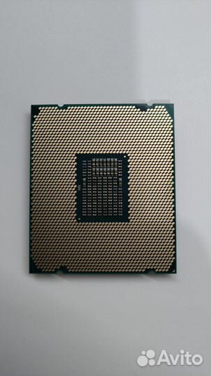 Xeon W-2123 LGA 2066