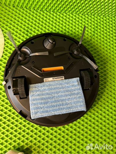 Робот пылесос StarWind
