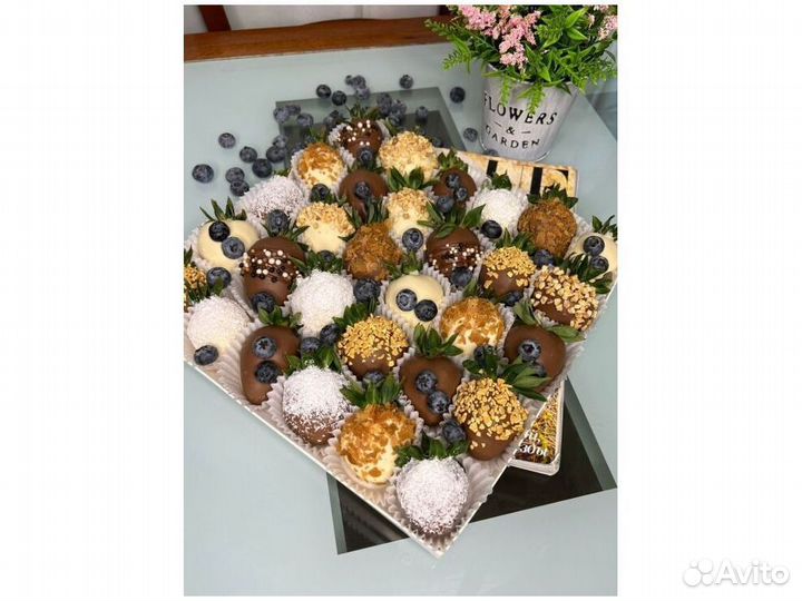 Клубника в шоколаде коробка KL-2041