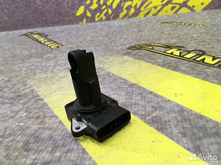 Датчик расхода воздуха дмрв Тойота Авенсис Т25 1.8