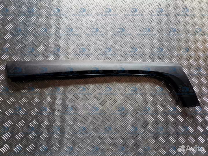 Водоотводная накладка Mercedes