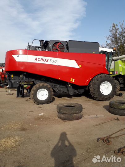 Комбайн Ростсельмаш Acros, 2010