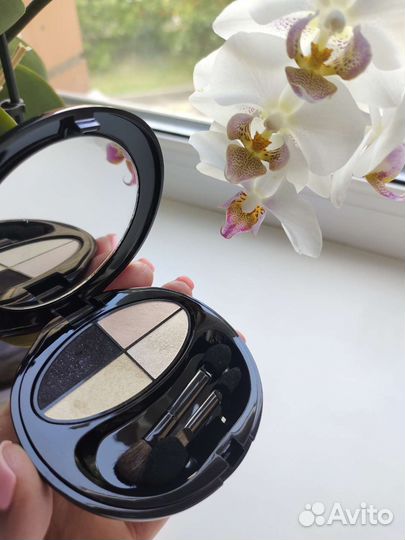 Тени для век Shiseido