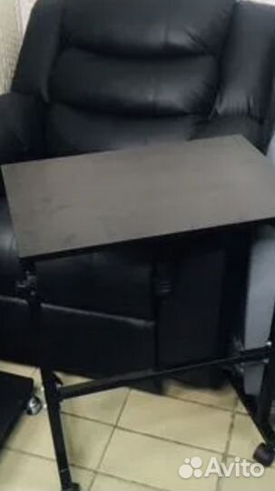 Столик медицинский
