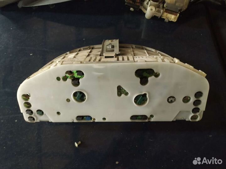 Щиток приборов Мазда 626GF