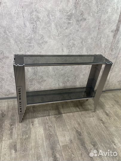 Дизайнерская консоль в спальню Siesta