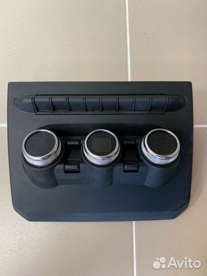 Блок управления климат-контролем передний Renault