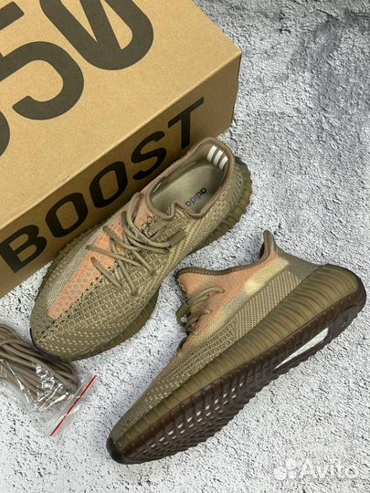 Кроссовки Adidas yeezy boost 350 v2