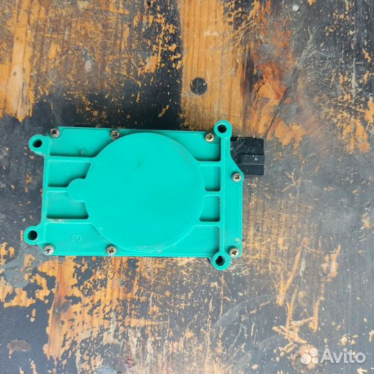 Активатор центрального замка водительской двери