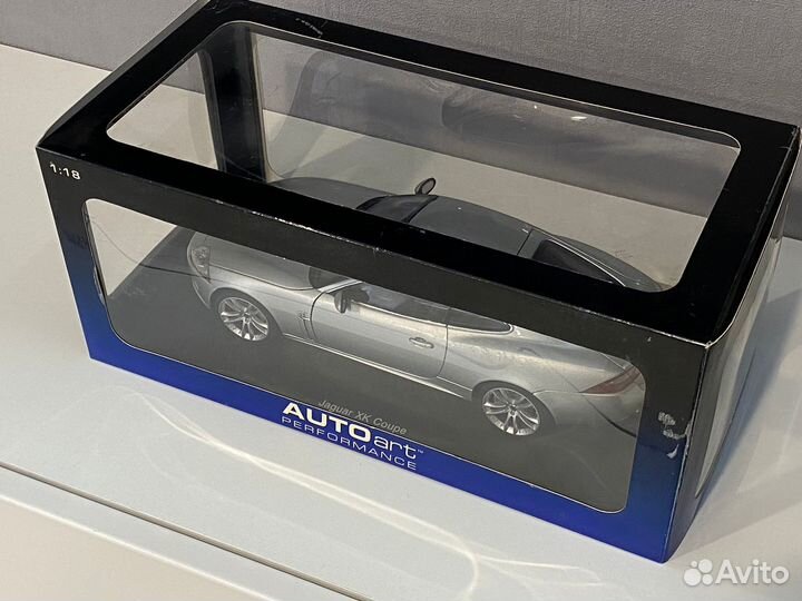 Autoart 1/18 Jaguar XK