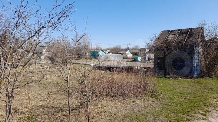 Дача 10 м² на участке 5 сот.