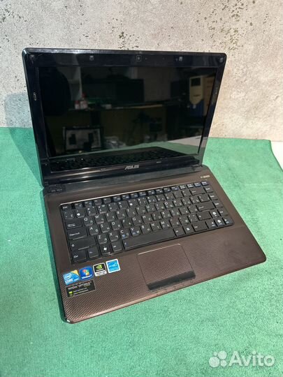 Быстрый Asus 14' I3, 4Gb, 320Gb, GT 310