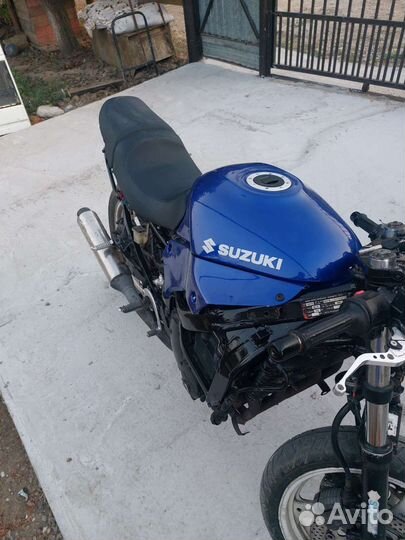 Suzuki gsx600f katana