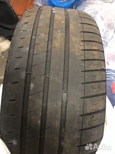 Michelin Pilot Sport 3 235/45 R18 93Y